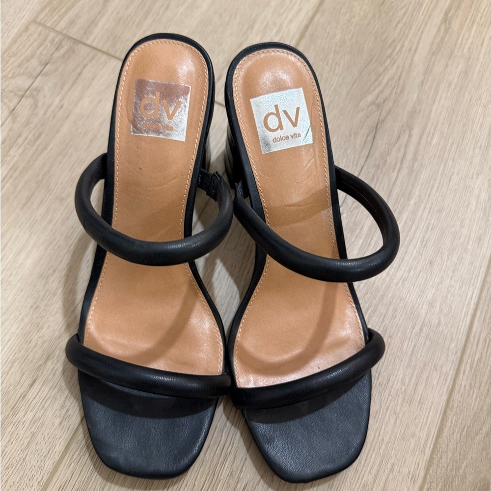 Dolce Vita Black Women's Sandals size 8.5
